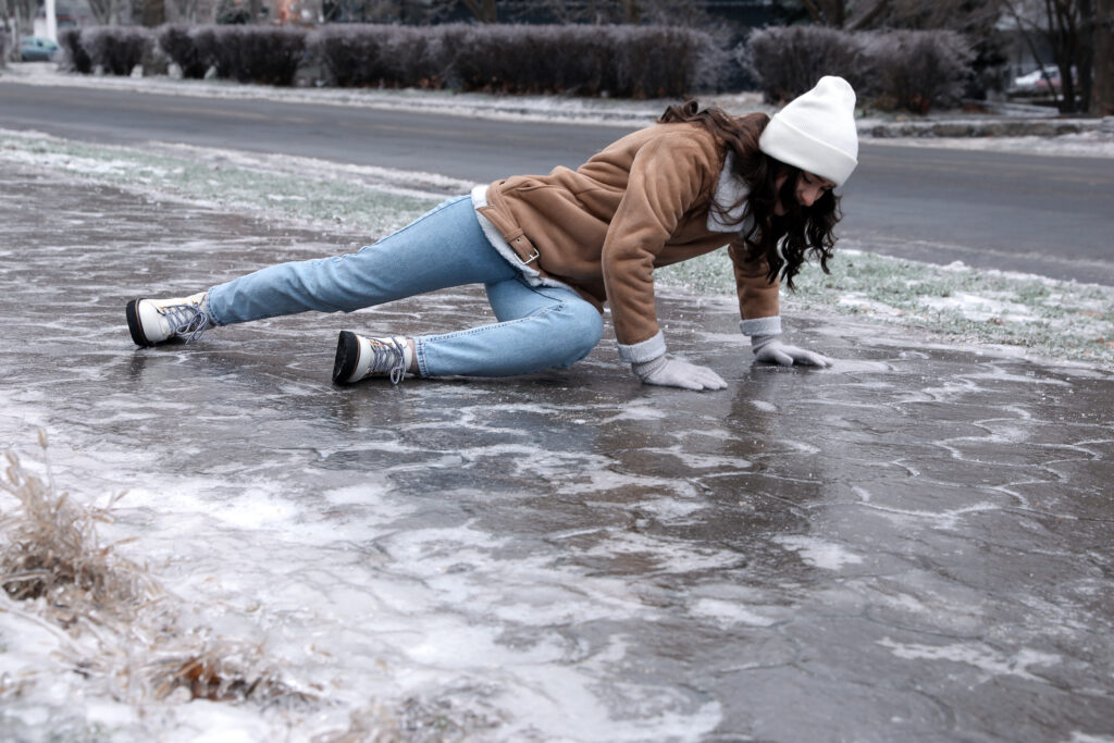 slip and fall accident on an icy pavement in Arlington