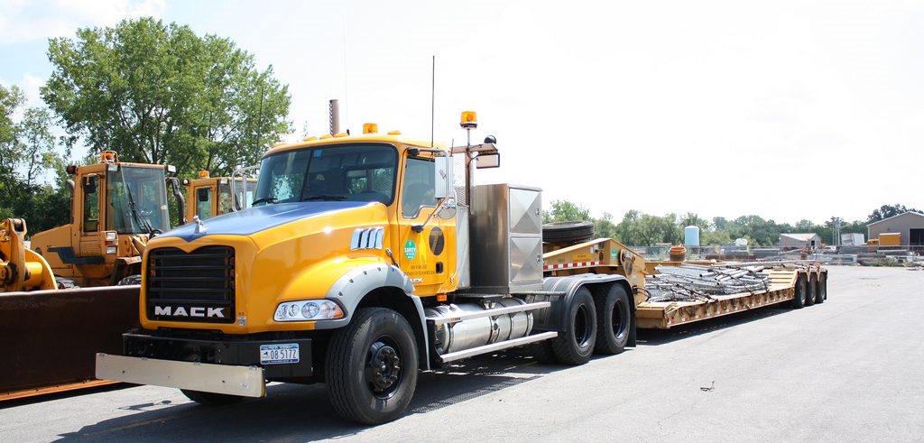 Risks of Lowboy Trucks